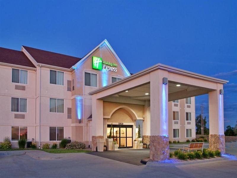 Holiday Inn Express Hotel & Suites Maryville By Ihg Exteriör bild