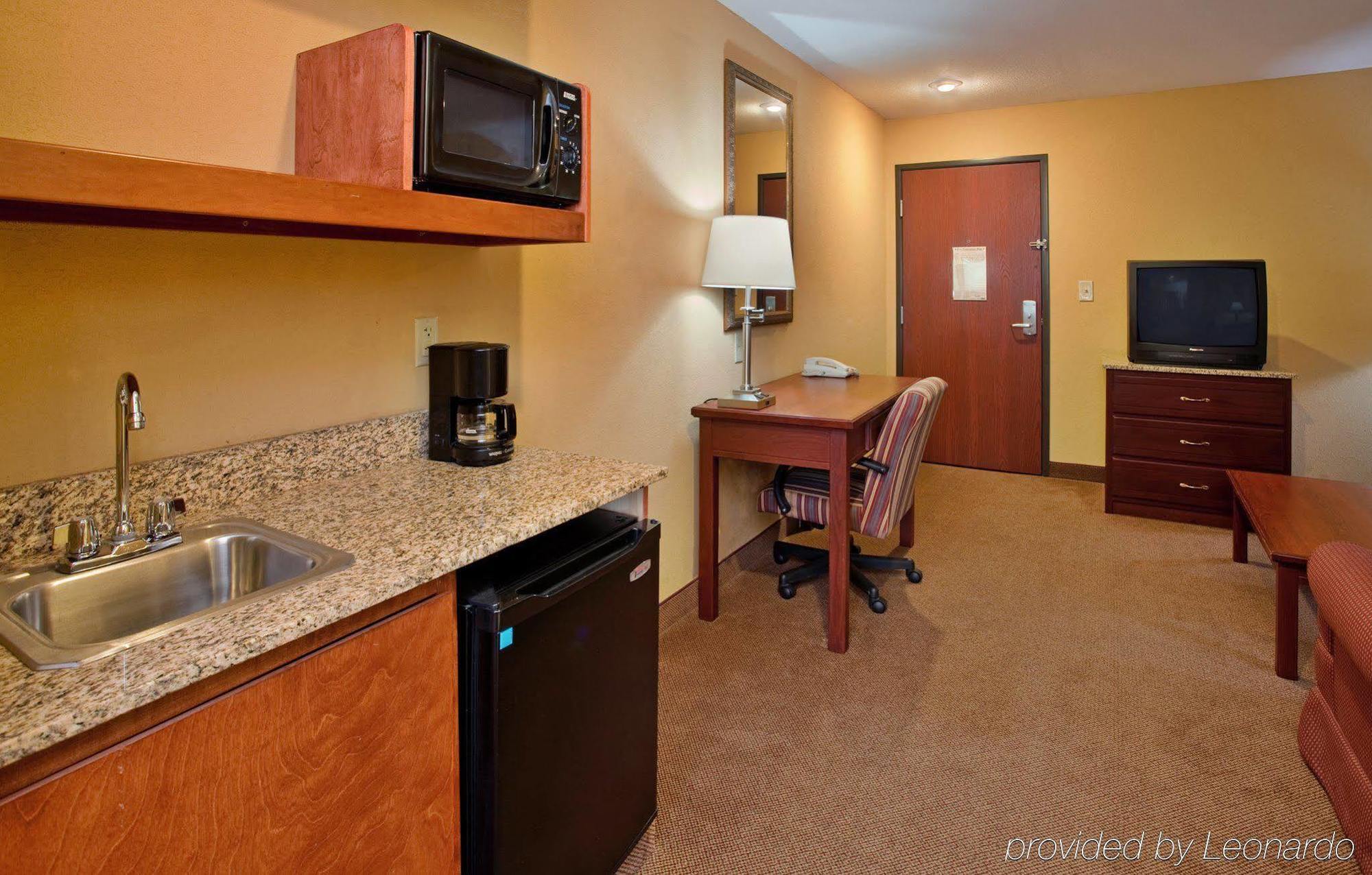 Holiday Inn Express Hotel & Suites Maryville By Ihg Rum bild