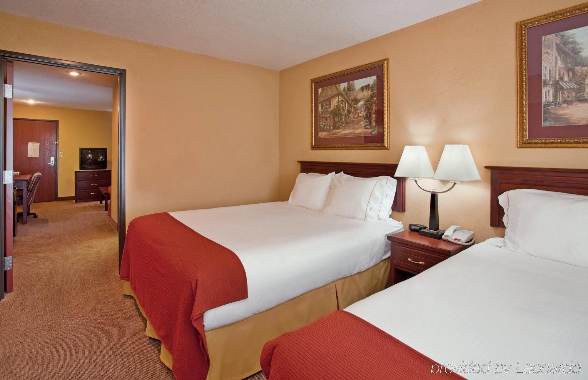 Holiday Inn Express Hotel & Suites Maryville By Ihg Rum bild